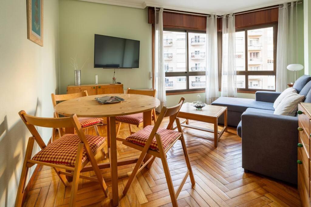 Apartamento Centro De Vigo Con Paking Gratuito Εξωτερικό φωτογραφία